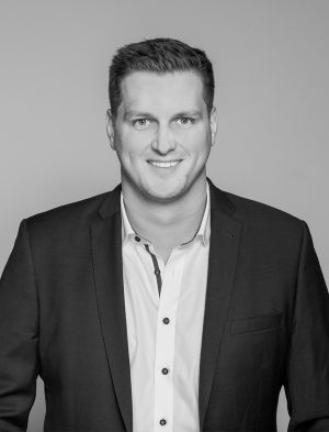 Marvin Kraft, Steuerfachangestellter