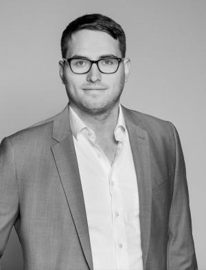 Luca Dal Pont, Ausbildung Steuerfachangestellter