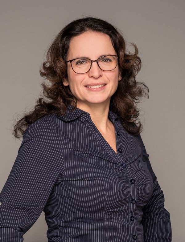 Ursula Scherer, Sekretariat